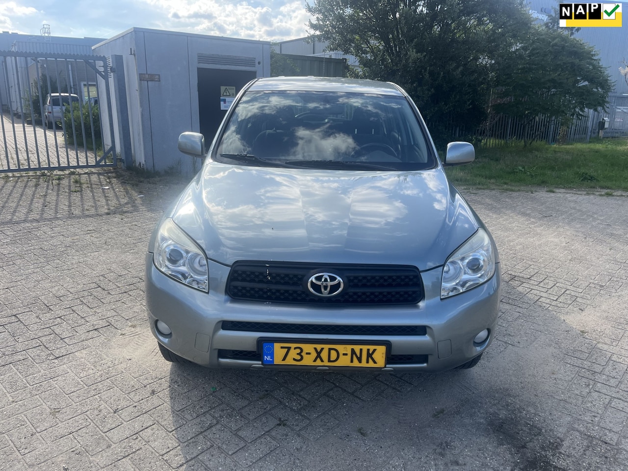 Toyota RAV4 - 2.0 VVTi Linea Sol 2.0 VVTi Linea Sol (Automaat / NAP!) - AutoWereld.nl
