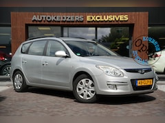 Hyundai i30 CW - 1.6i Dynamic Airco APK