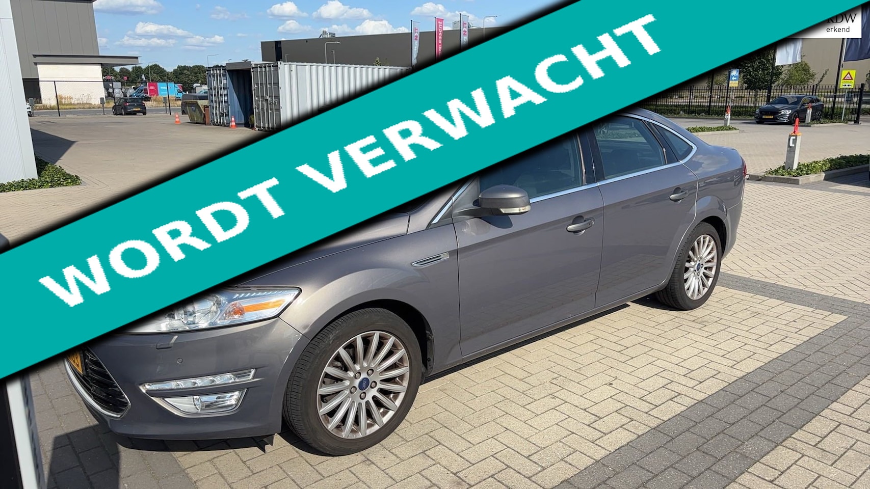 Ford Mondeo - 1.6i Platinum Sedan 161pk Clima Navi Schuifdak Trekhaak 1600kg. - AutoWereld.nl