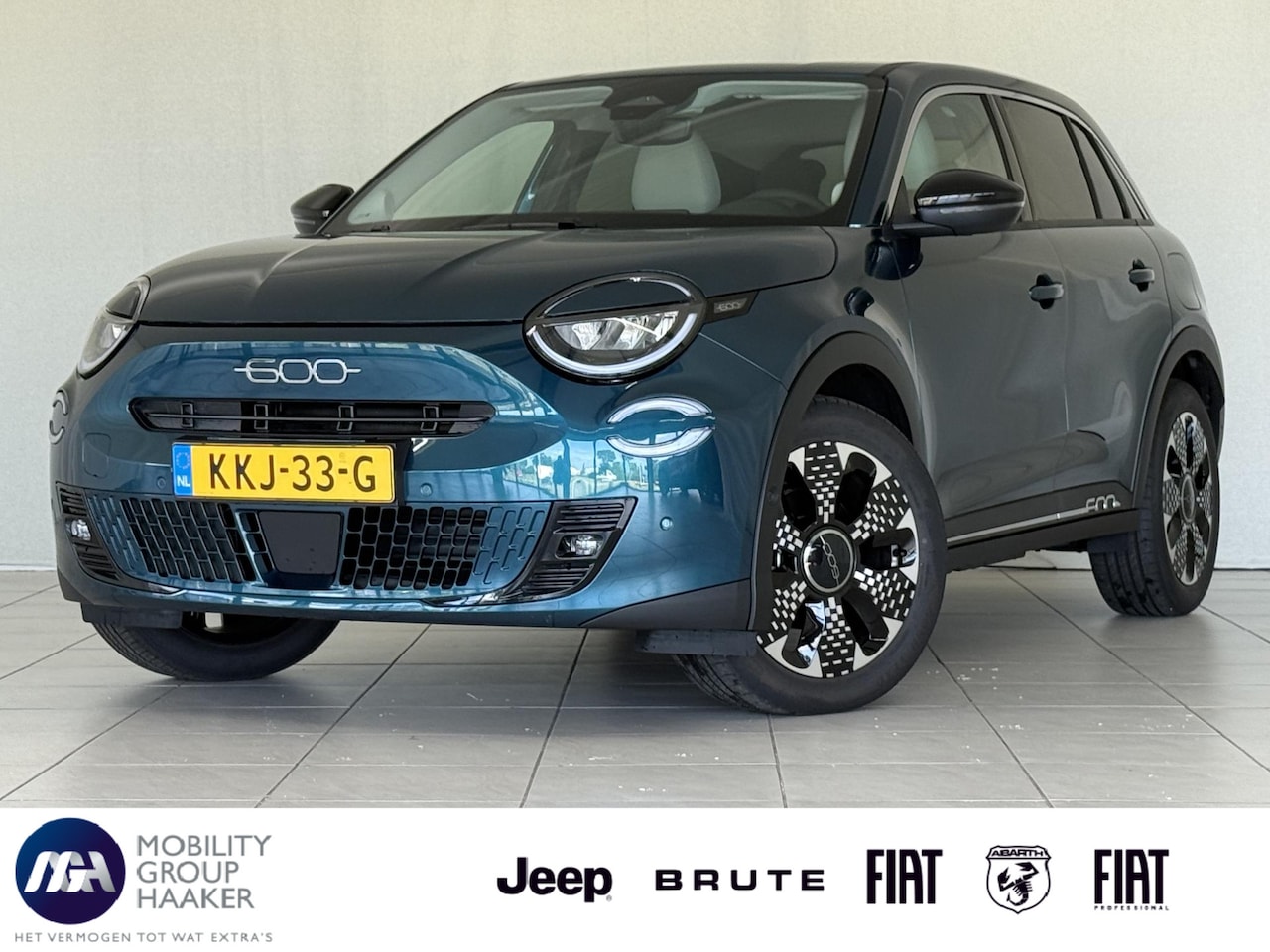 Fiat 600e - La Prima 54 kWh | Apple-Android | Stoelmassage | Winter Pack - AutoWereld.nl