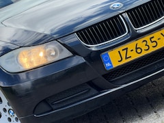 BMW 3-serie Touring - 318i- Schwarz - Sportief/Ruim - Cruise/Clima - Keurig