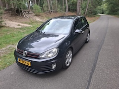 Volkswagen Golf - 2.0 GTI