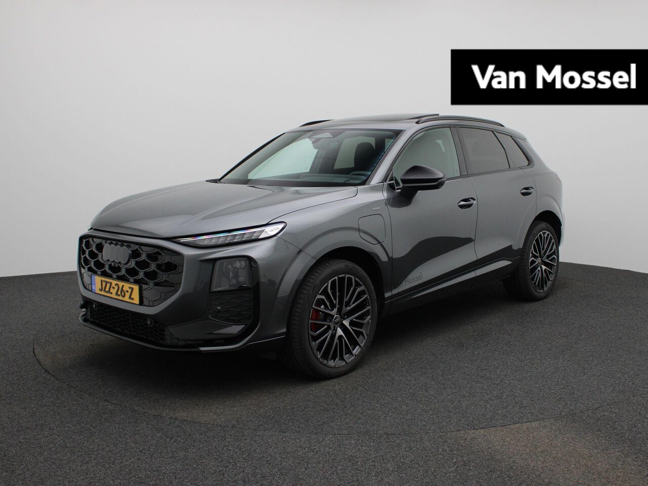 Audi Q3 - 1.5 e-hybrid S edition 272 PK | S-line | Automaat | Panoramadak | SONOS Sound | Trekhaak | - AutoWereld.nl