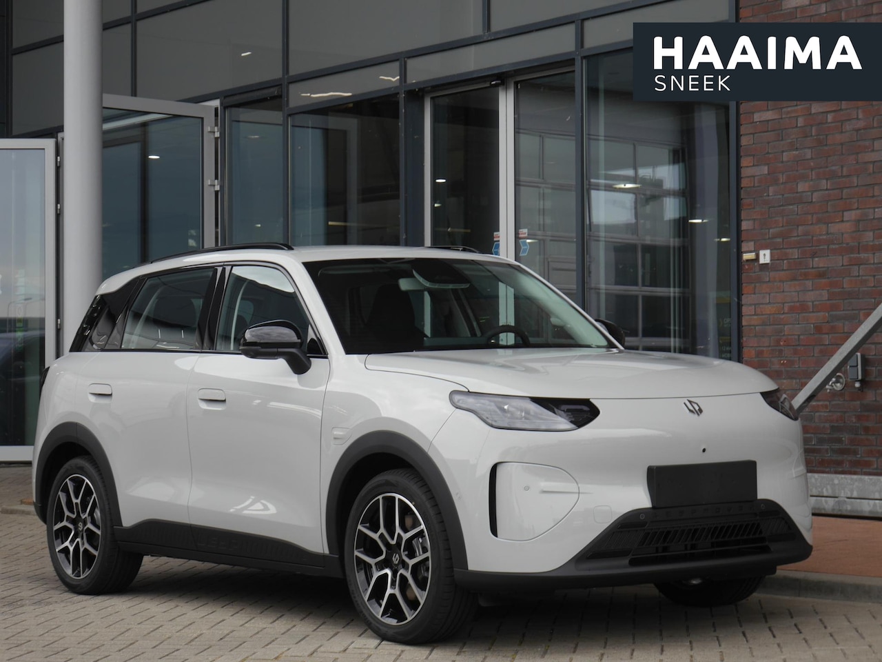 Leapmotor B03X - ProMax Design 53 kWh | Binnenkort leverbaar in deze kleur | | Hoge zit | Carplay | Camera - AutoWereld.nl