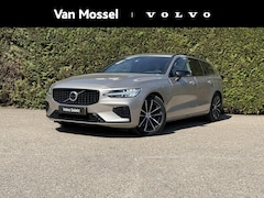 Volvo V60 - T8 Plug-in hybrid AWD Plus Dark | Blis | Keyless | Trekhaak | 360 camera | Elektrische sto