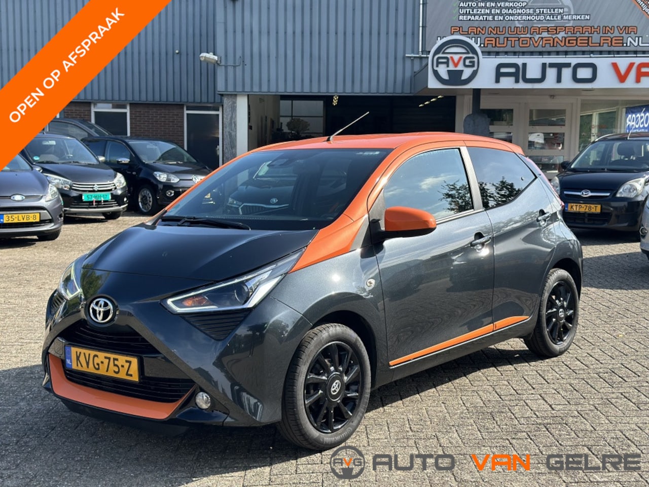 Toyota Aygo - 1.0 VVT-i JBL*UNIEK*Camera*2020*Airco*Cruise*Andriod/Carplay*XPLAY - AutoWereld.nl