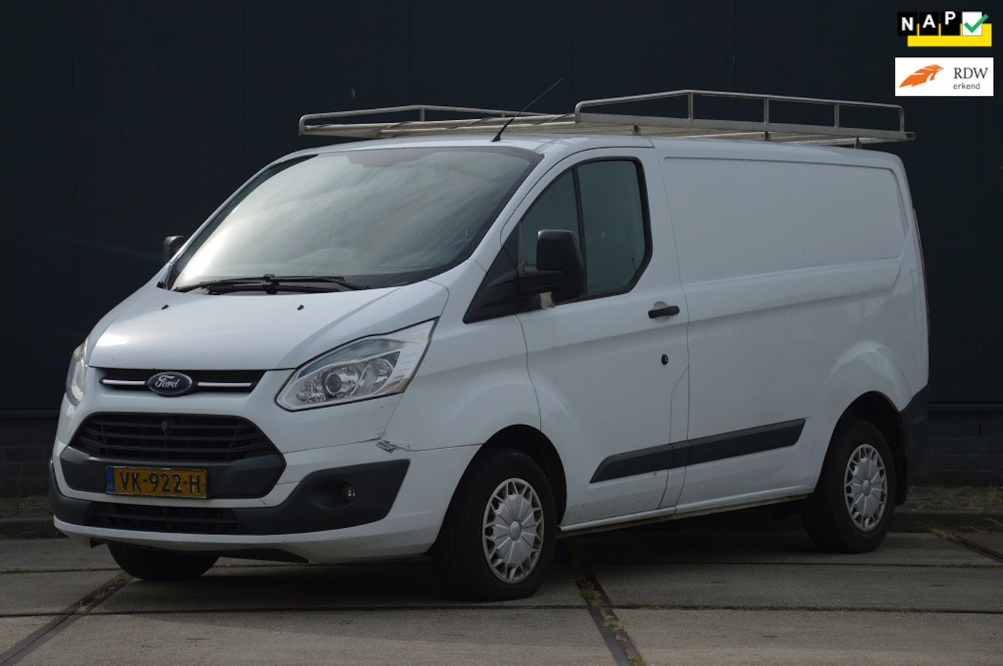 Ford Transit Custom - 270 2.2 TDCI L1H1 Trend Airco Schuifdeur Trekhaak - AutoWereld.nl