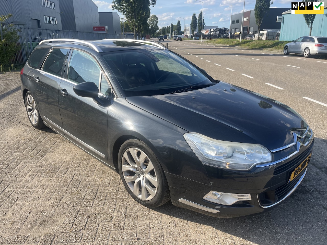 Citroën C5 Tourer - 2.0 HDiF Exclusive 2.0 HDiF Exclusive - AutoWereld.nl