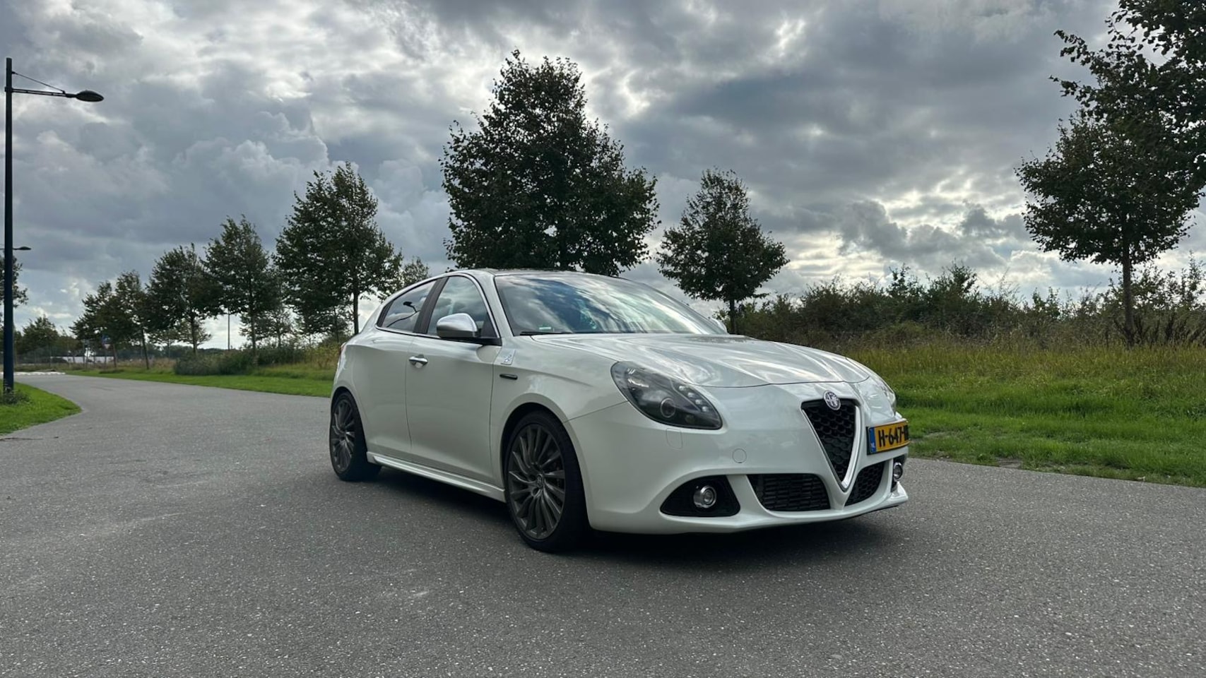 Alfa Romeo Giulietta - 1.7 TBi Quadrifoglio Verde Carplay/Android auto, zeer goede staat, bij specialist onderhouden - AutoWereld.nl