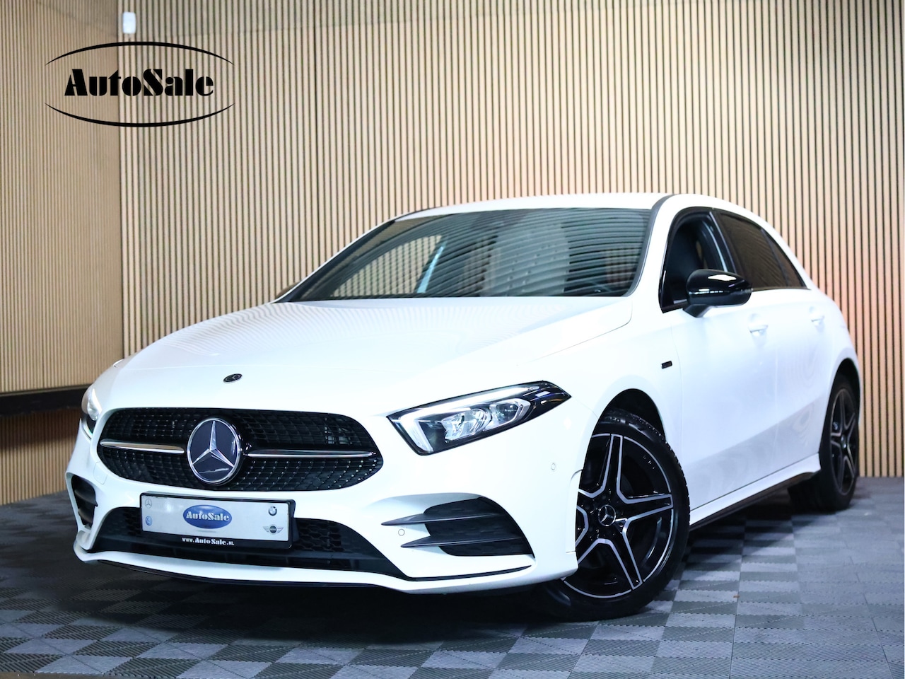 Mercedes-Benz A-klasse - 250 e Business Solution AMG AUTOM CARPLAY NAVI CRUISE PDC MODE STOELVW '20 - AutoWereld.nl