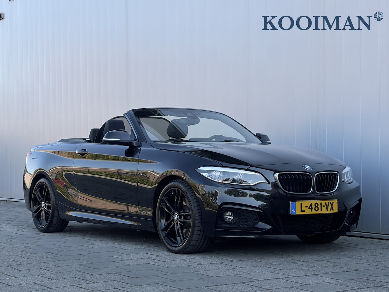BMW 2-serie Cabrio - 230i High Executive 252 Pk Automaat M-sport / Navi / DAB / PDC / Windscherm - AutoWereld.nl