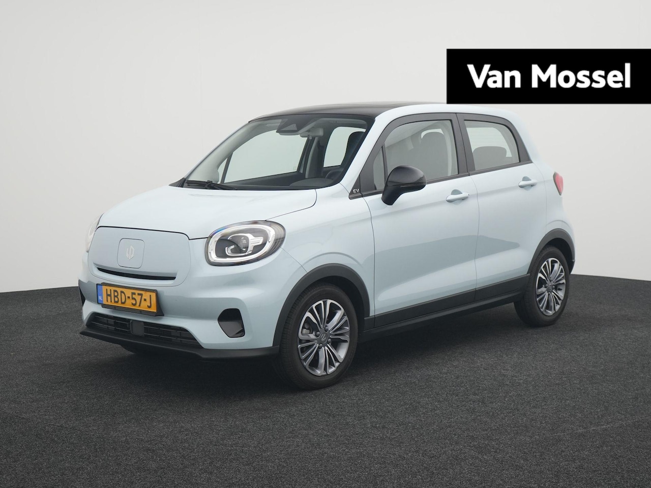 Leapmotor T03 - Design 37.3 kWh | ADAPTIVE CRUISECONTROL | CAMERA | PANORAMADAK | GARANTIE | 260KM WLTP | - AutoWereld.nl