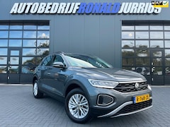 Volkswagen T-Roc - 1.5 TSI Life Business NL.Auto/150PK/Stoelverw./Climatronic/Carplay/Trekhaak/1Ste Eigenaar/