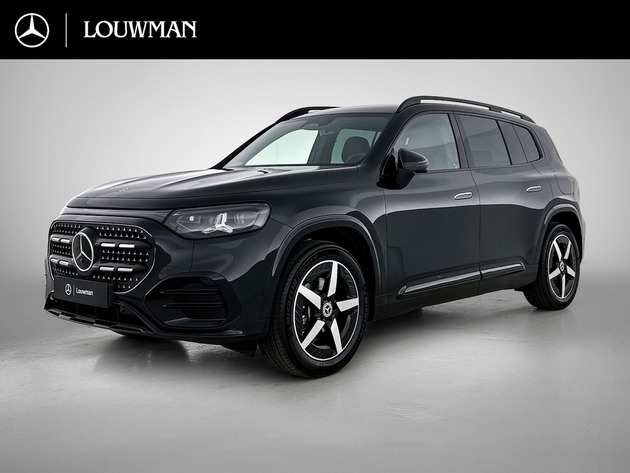 Mercedes-Benz GLB - 200 Business Solution AMG 7p. 58 kWh | Premium plus pakket | Nightpakket | Trekhaak | Vast - AutoWereld.nl
