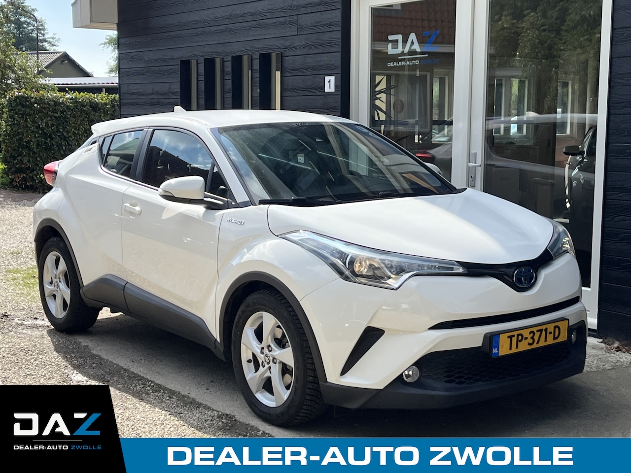 Toyota C-HR - 1.8 Hybrid Dynamic Aut/Ecc/Navi/Camera/Pdc - AutoWereld.nl