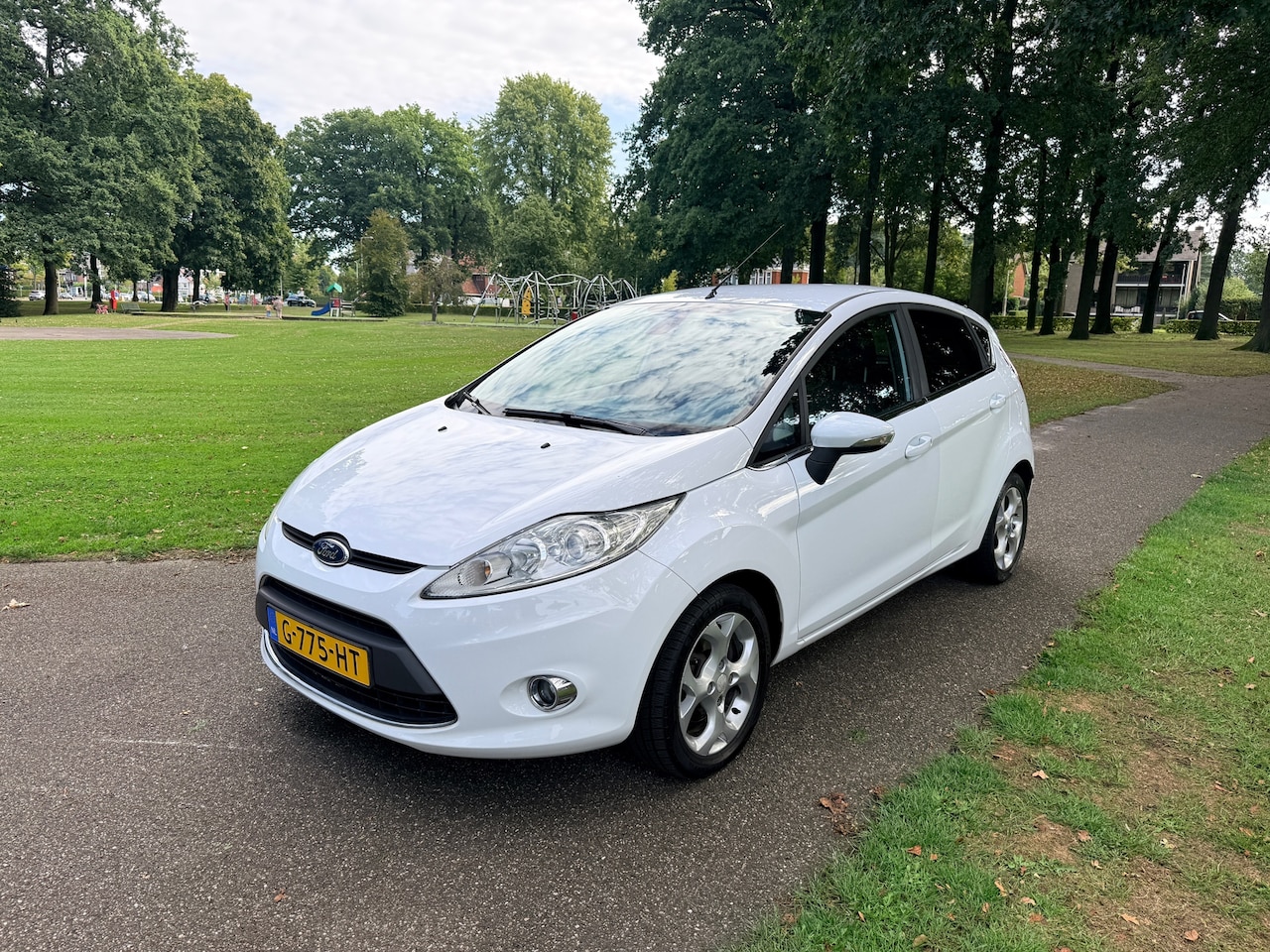 Ford Fiesta - 1.25 Trend Nieuwe apk NAP - AutoWereld.nl