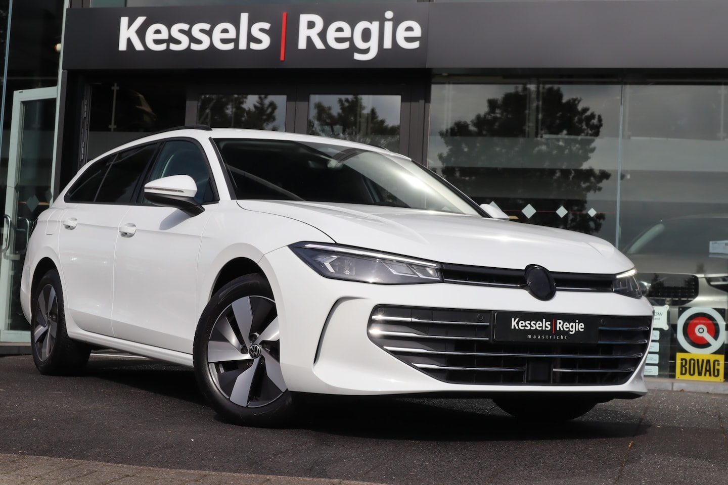 Volkswagen Passat Variant - 1.5 eTSI Business | ACC | Camera | Blis | CarPlay | Stuur/Stoelverwarming | - AutoWereld.nl
