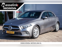 Mercedes-Benz A-klasse - 200 Premium Plus Automaat - Navi | Camera | Stoelverwarming | Sfeerverlichting