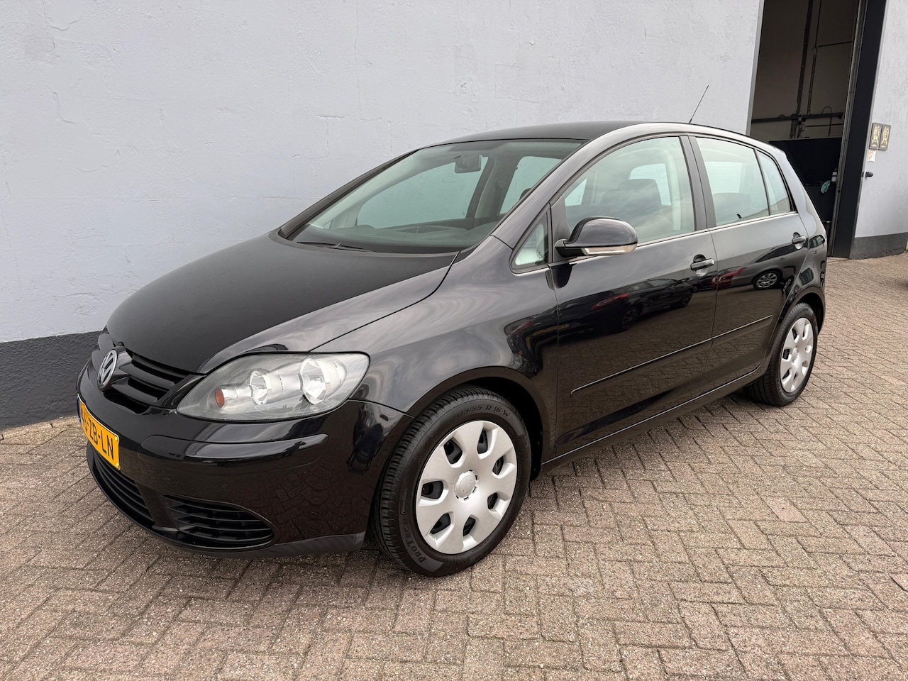 Volkswagen Golf Plus - 1.4 TSI Optive 4 5-Deurs - Airco - AutoWereld.nl