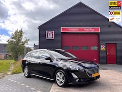 Ford Focus Wagon - 1.0 EcoBoost Titanium Business