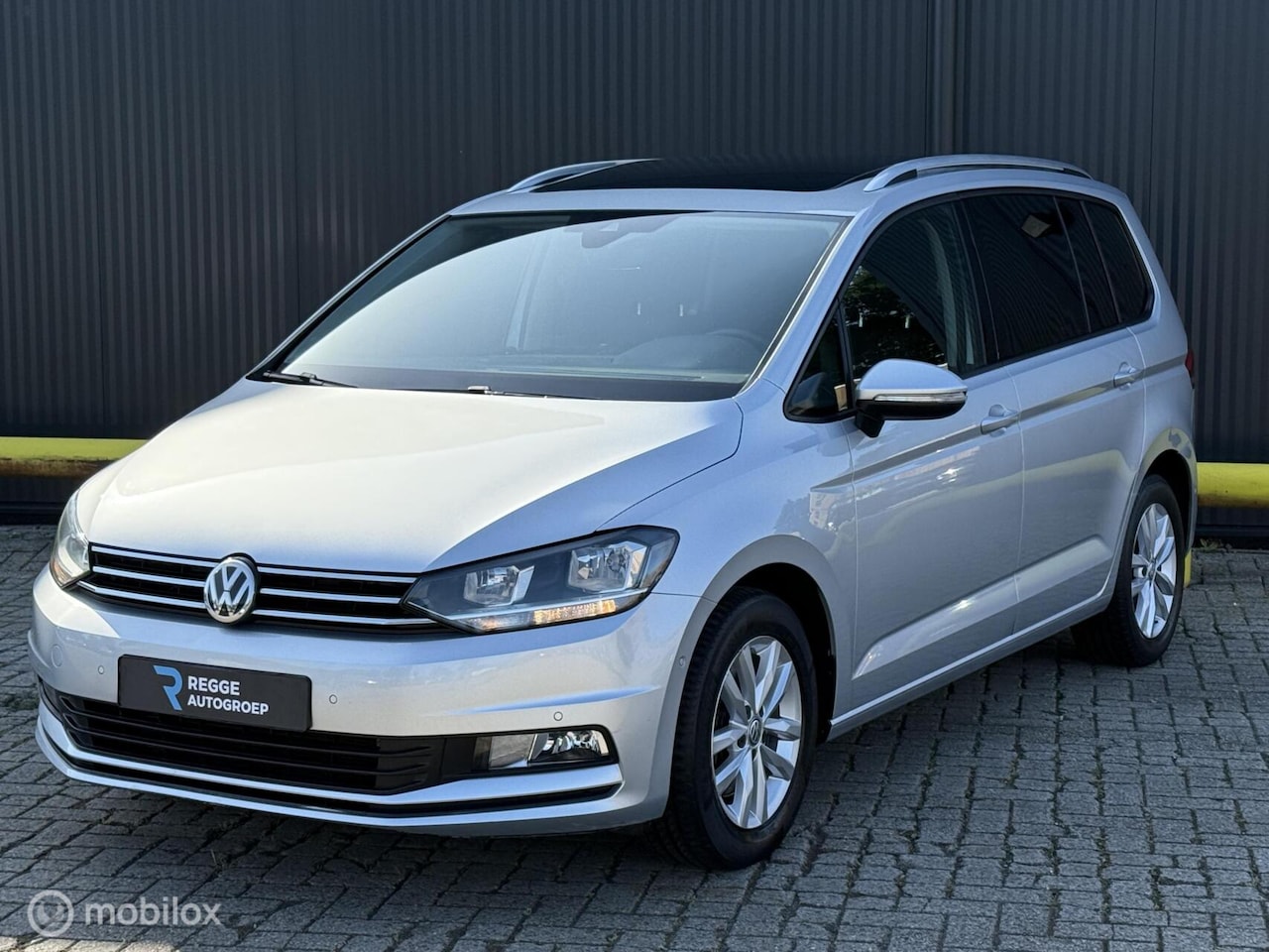 Volkswagen Touran - 1.4 TSI Highline 1.4 TSI Highline - AutoWereld.nl