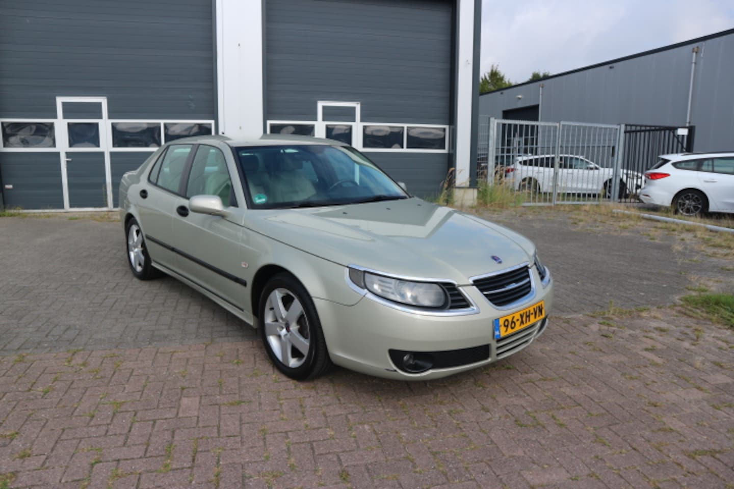 Saab 9-5 - 2.0t Business AUTOMAAT - AutoWereld.nl