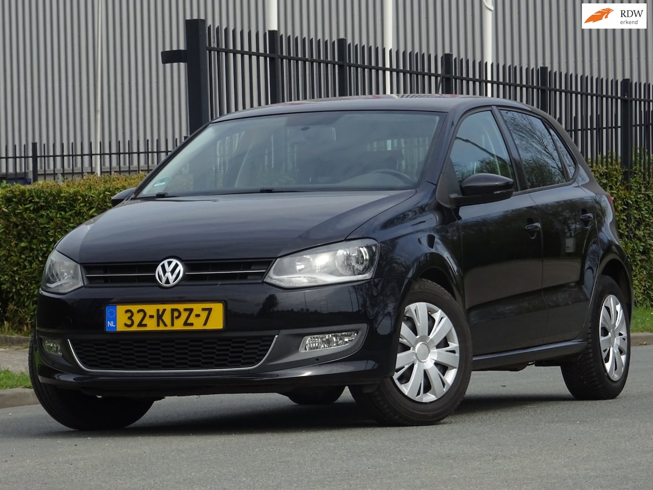 Volkswagen Polo - 1.4-16V Highline DSG 5DRS NAP/AC/CRUISE/PDC - AutoWereld.nl