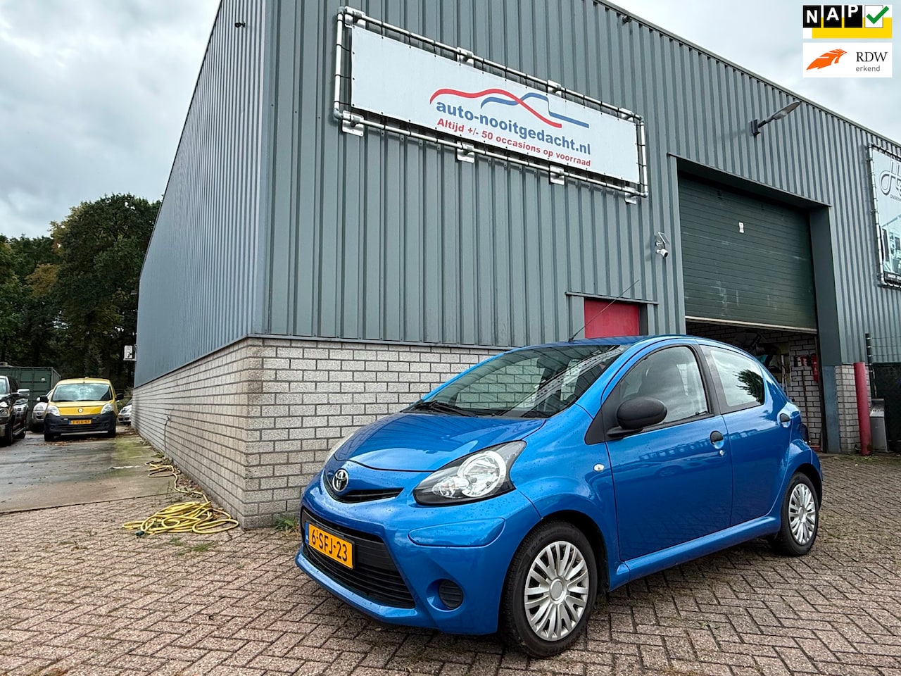Toyota Aygo - 1.0 VVT-i Comfort 1.0 VVT-i Comfort - AutoWereld.nl