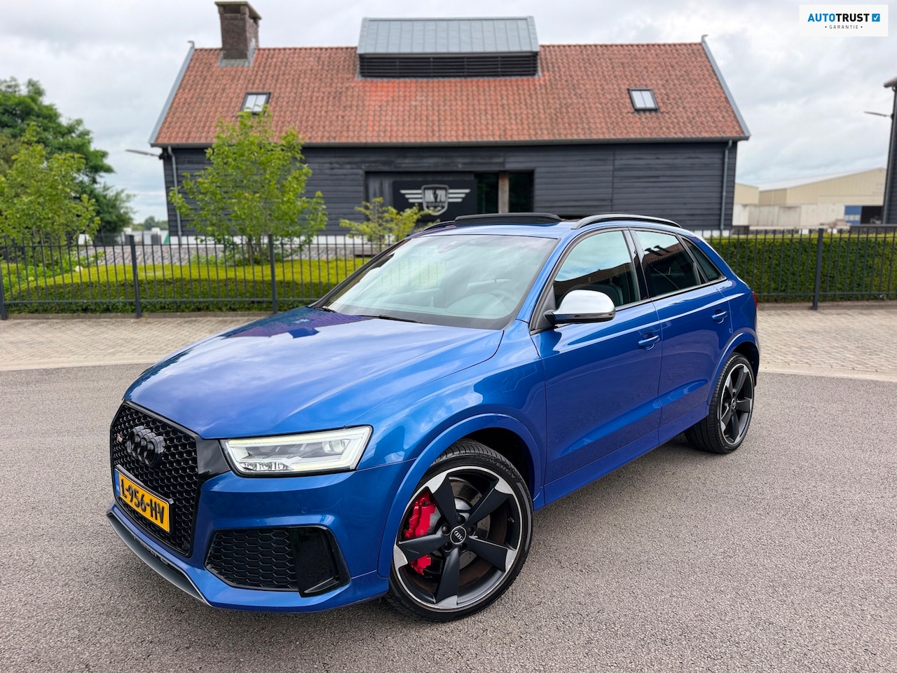 Audi Q3 - 2.5 TFSI RS Q3 340PK QUATTRO PERFORMANCE PANORAMDAK BOSE CARBON LEER NAVI MATRIX - AutoWereld.nl