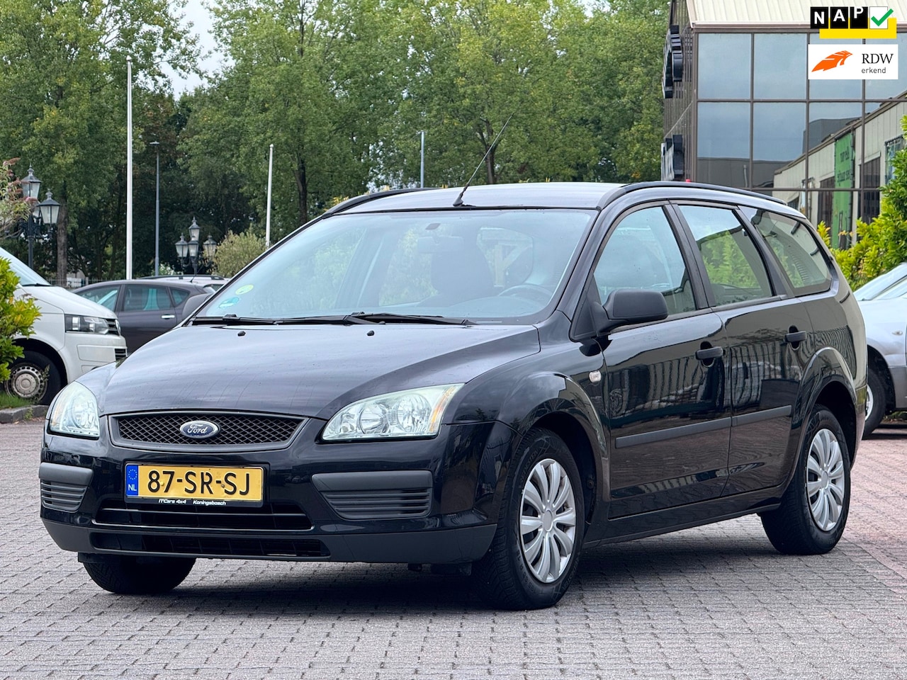 Ford Focus Wagon - 1.6-16V Champion | APK 05-03-2027 | Airco | Cruise Control | Elektrische ramen | - AutoWereld.nl