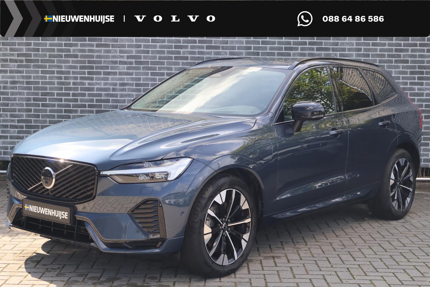 Volvo XC60 - 2.0 T6 Plug-in Hybrid AWD Ultra Dark | PHEV | Trekhaak | Luchtvering | Harman Kardon Audio - AutoWereld.nl