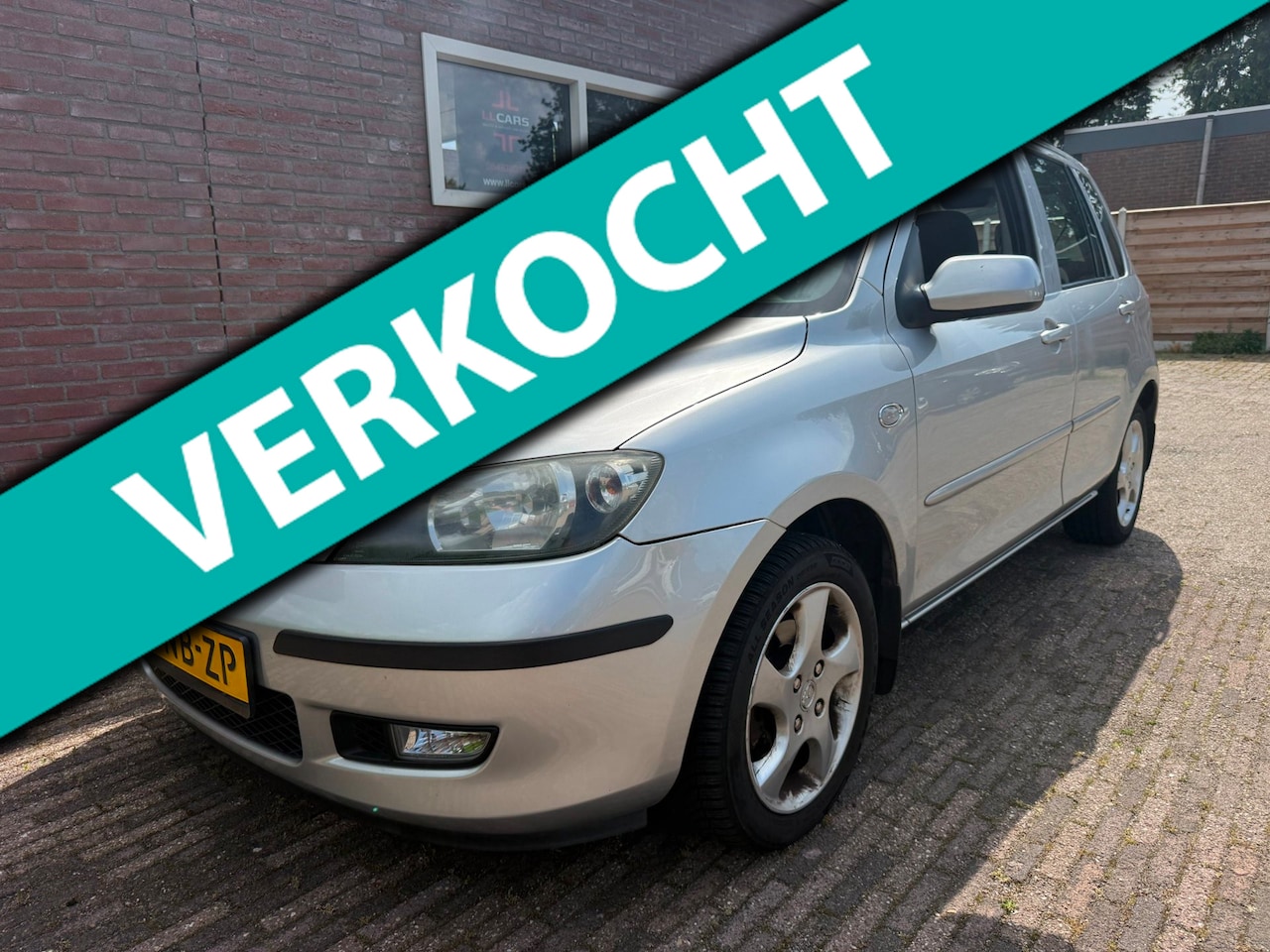 Mazda 2 - 1.4 Airco apk 11-11-2026 trekhaak 5 drs lmv - AutoWereld.nl