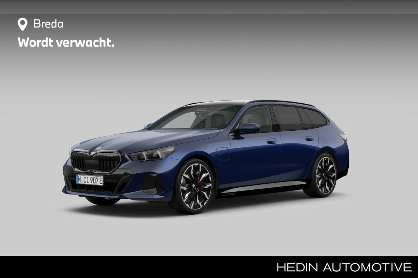 BMW 5-serie Touring - 550e xDrive | M-sport Pro. | Bowers & Wilkins |  Adaptief onderstel professional | 4 zone - AutoWereld.nl