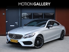 Mercedes-Benz C-klasse Coupé - 180 Premium | AMG | Night | Pano | NAP | Sfeer | LED | Dealerond. | Camera | Night-edition