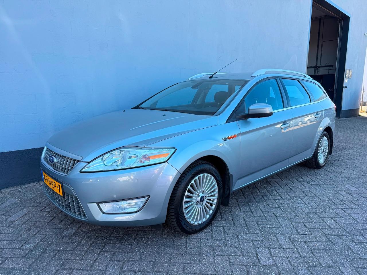 Ford Mondeo Wagon - 2.0-16V Limited - Trekhaak - AutoWereld.nl