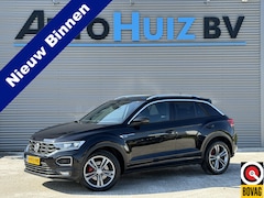 Volkswagen T-Roc - 1.5 TSI Sport R-Line Trekhaak Carplay Achteruitrijcamera 4S Banden Stoelverwarming