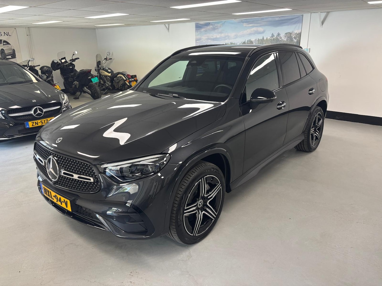 Mercedes-Benz GLC-klasse - 400e 4MATIC AMG Panorama Memory 360 Keyless - AutoWereld.nl