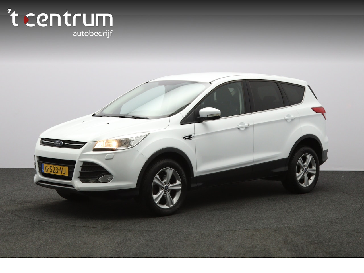 Ford Kuga - 1.5 Trend 1.5 Trend 150 PK, Trekhaak, Cruise Control, Stoelverwarming - AutoWereld.nl