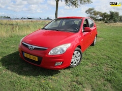 Hyundai i30 - 1.4i Dynamic