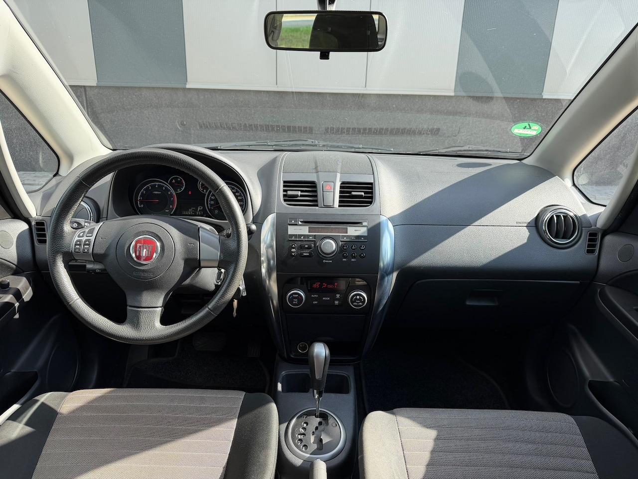 Fiat Sedici - 1.6-16V Benzine 5Deurs Automaat | NAP - AutoWereld.nl