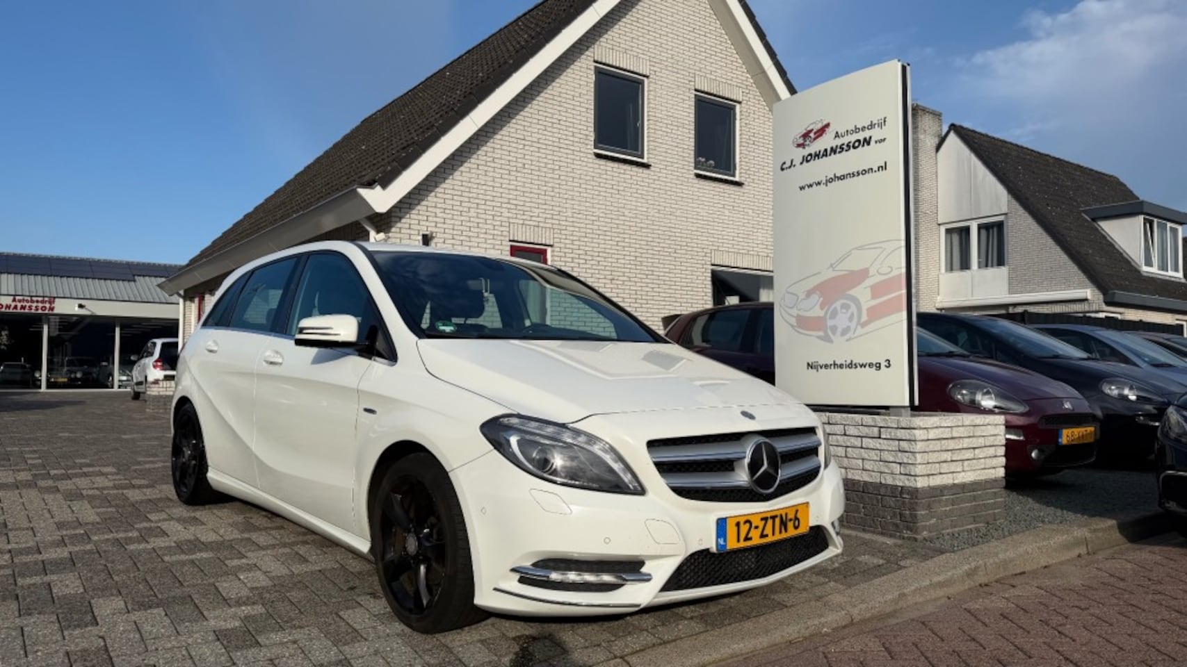 Mercedes-Benz 200-serie - B Klasse Ambition auto loopt op 3 cill - AutoWereld.nl