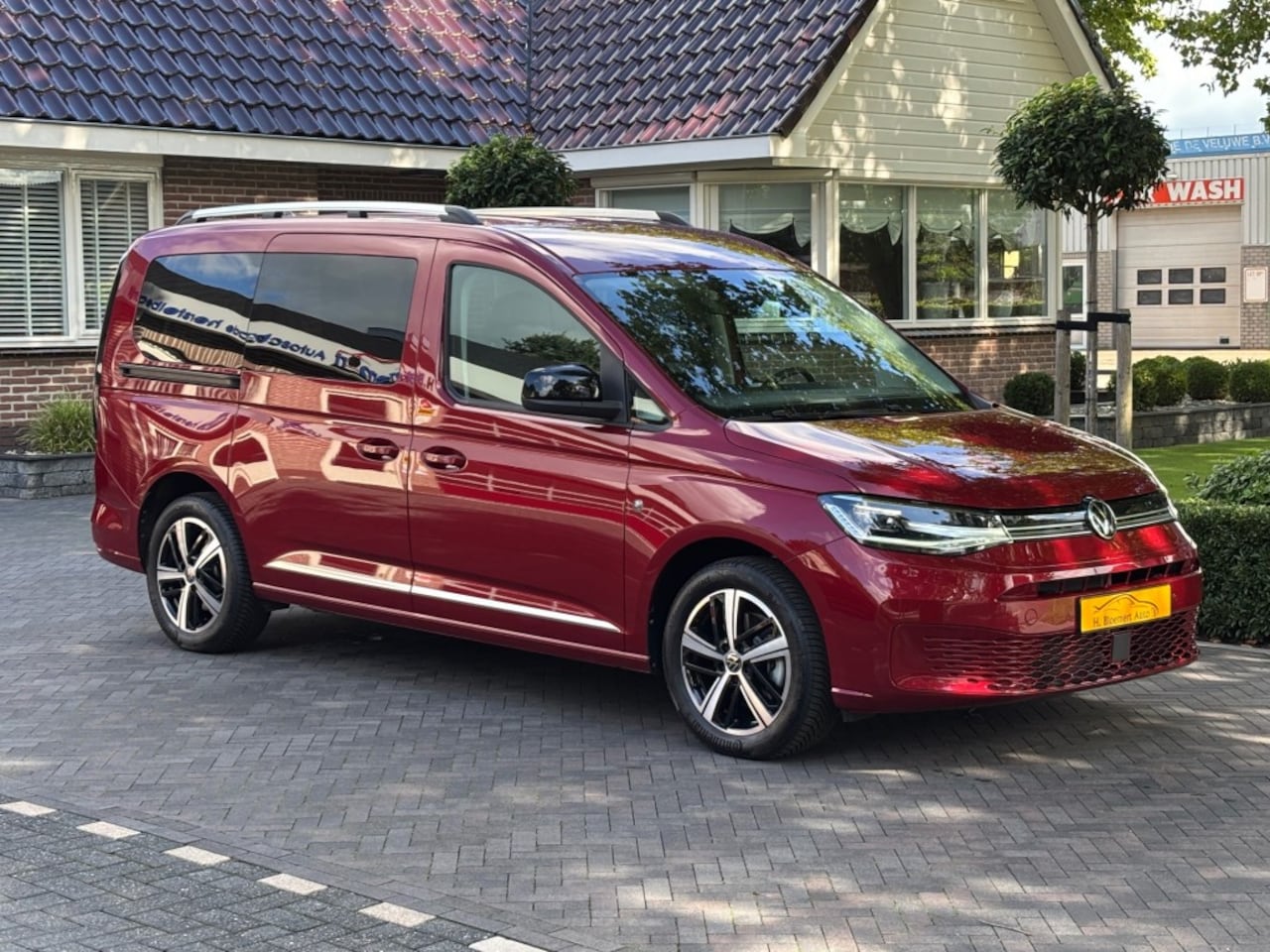 Volkswagen Caddy Maxi - MAXI 1.5 TSI 115pk DSG STYLE , LED, ACC, Trekhaak, Camera, Navi, 7 persoons - AutoWereld.nl