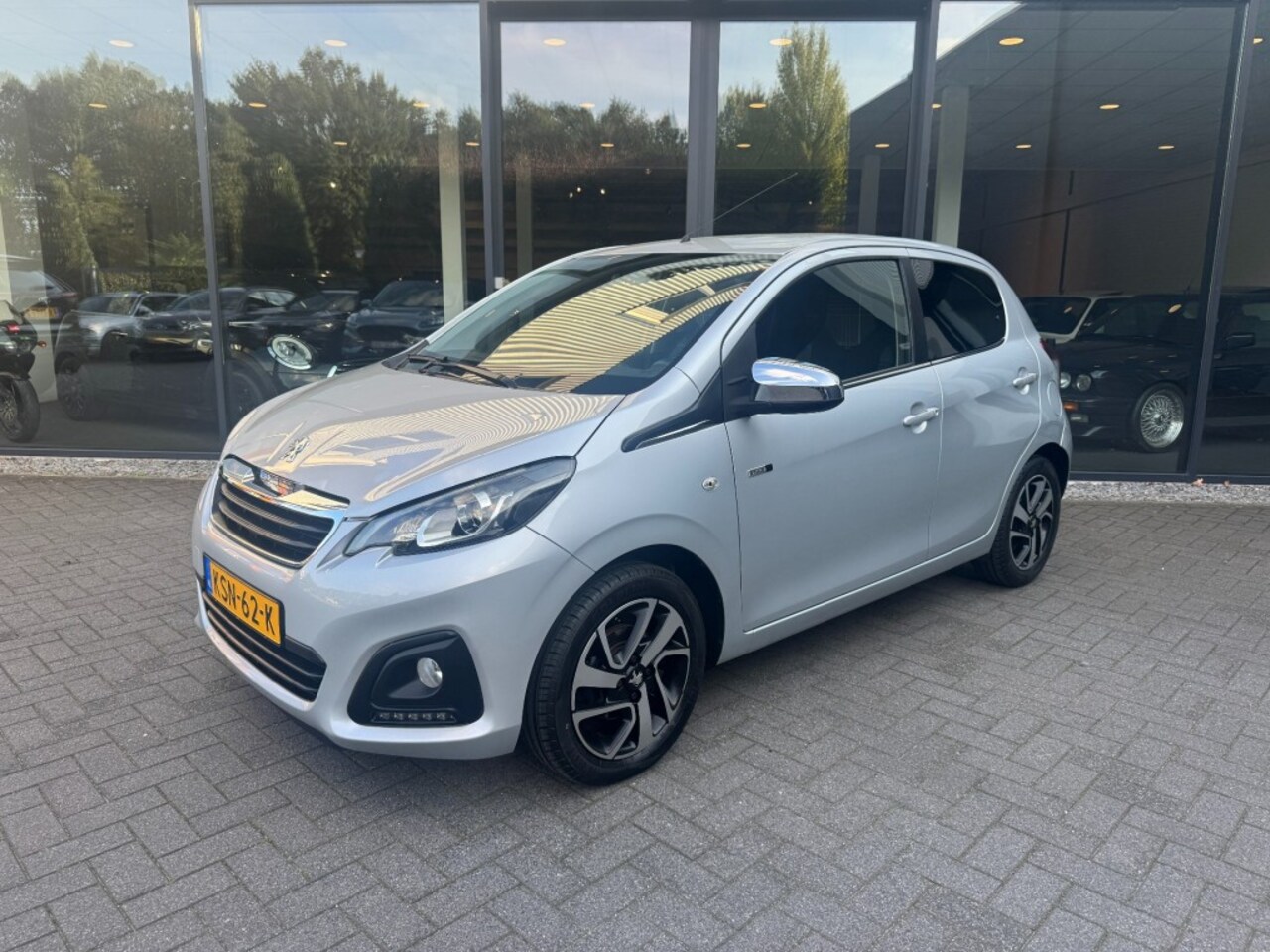 Peugeot 108 - 1.0 e-VTI STYLE SPORT ,Airco,Multie Stuur,LM Velgen - AutoWereld.nl