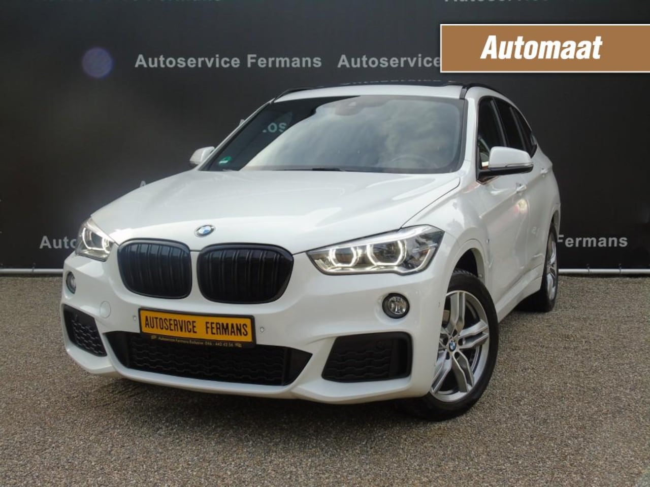 BMW X1 - 1.8D Xdrive M-paket - 2019 -104DKM - Leder-Panodak- Bomvol - AutoWereld.nl