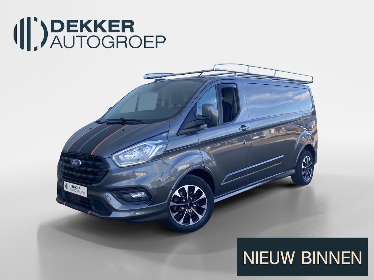 Ford Transit Custom - 320 2.0 TDCI 185 pk L2H1 Sport Automaat Navigatie - Stoelverwarming - Imperiaal - Trekhaak - AutoWereld.nl
