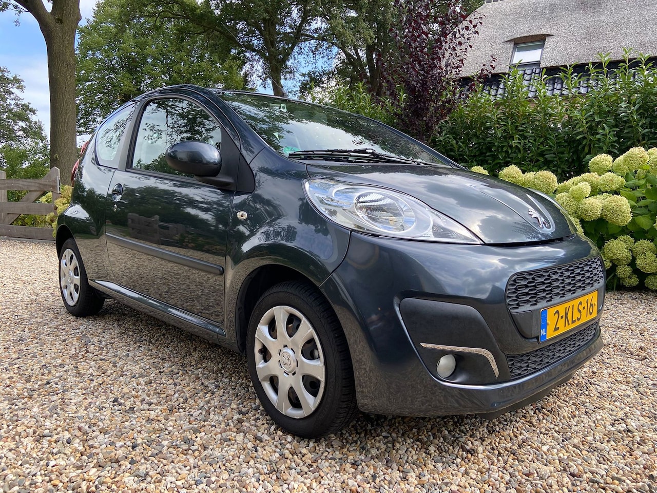 Peugeot 107 - 1.0 Active Automaat, BJ`2013, Multimedia! - AutoWereld.nl