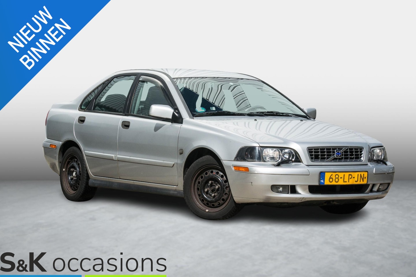 Volvo S40 - 2.0 T Automaat voor handel, export of onderde - AutoWereld.nl