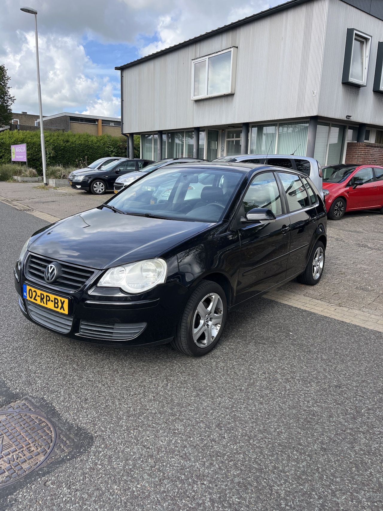 Volkswagen Polo - 1.4-16V Comfortline 5 Deurs,Clima. Nieuwe Apk keuring T/m 20-09-2027 - AutoWereld.nl