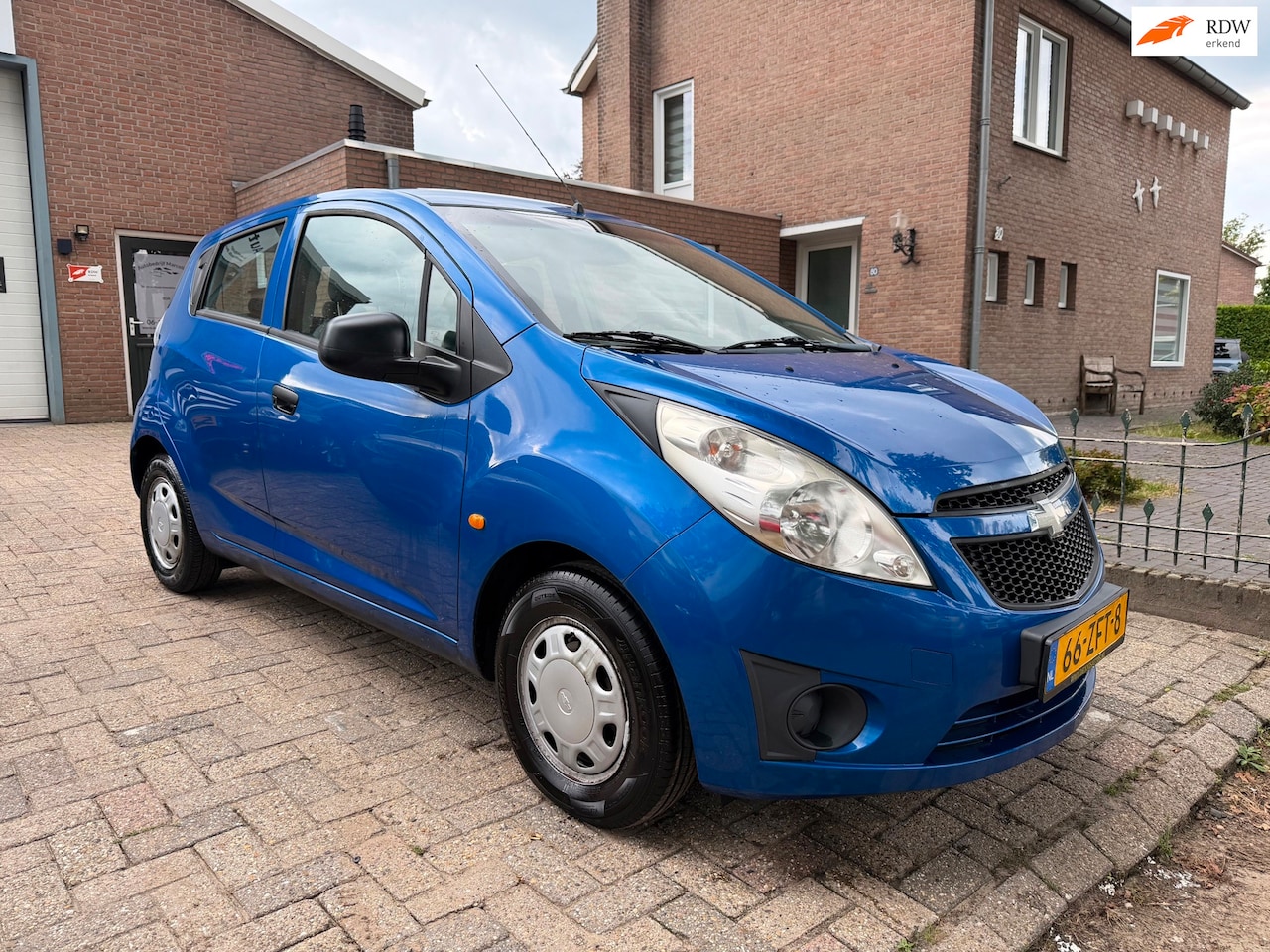 Chevrolet Spark - 1.0 16V LS 1.0 16V LS - AutoWereld.nl