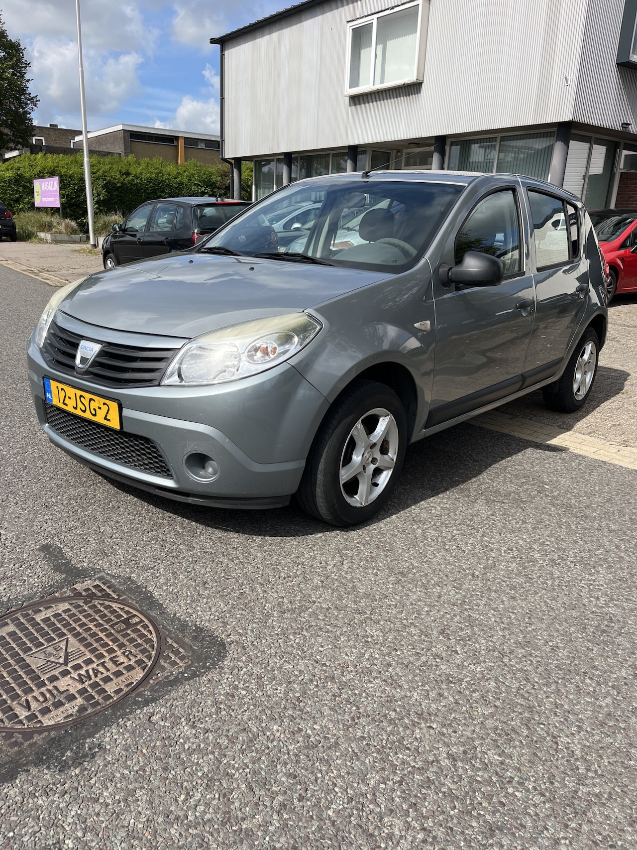 Dacia Sandero - 1.2 Ambiance 5 Deurs,Airco. Apk 04-10-2026 (evt nieuwe Apk is mogelijk tegen meerprijs) - AutoWereld.nl